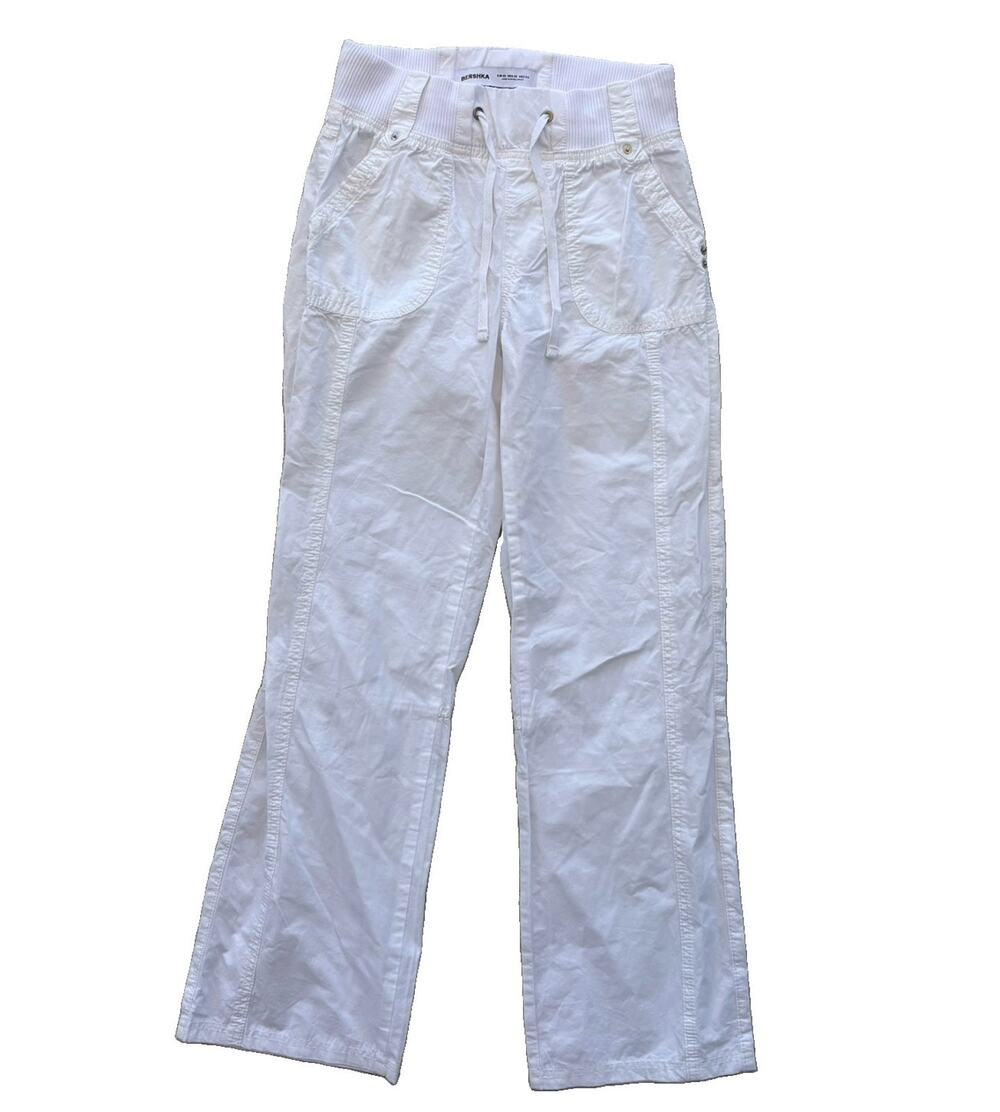 Bershka White Cargo Pants Women’s Size XS Bootleg Streetwear